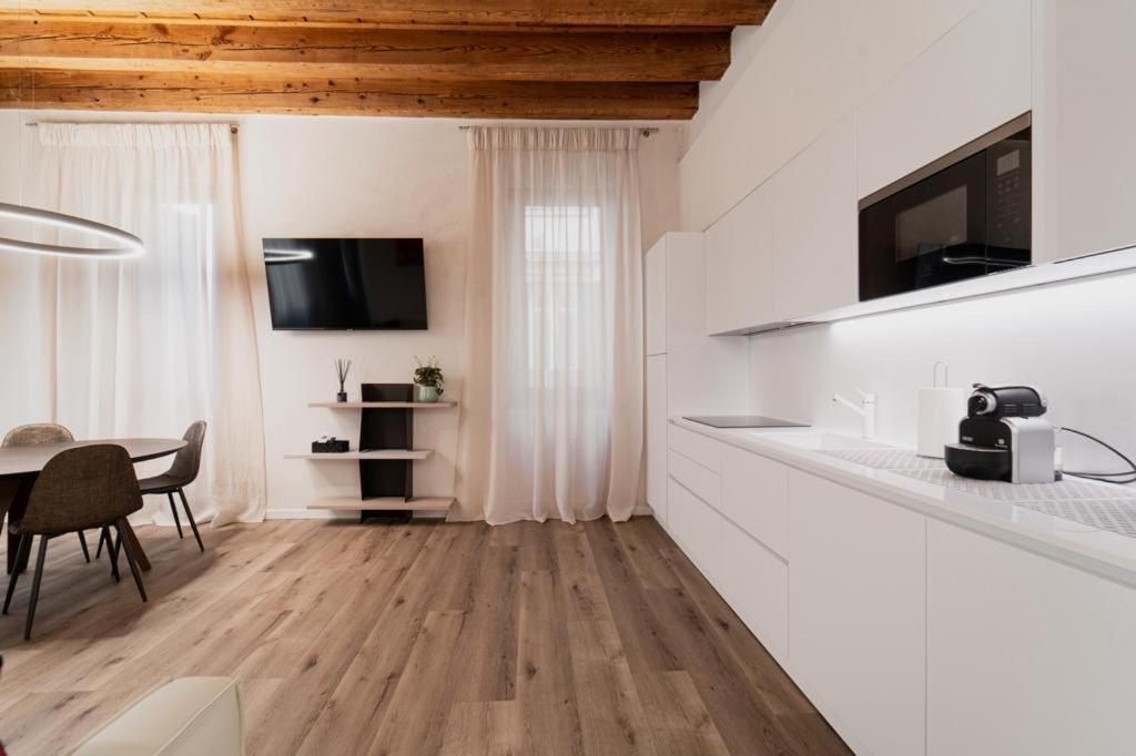 Flores Home Verona Ngoại thất bức ảnh